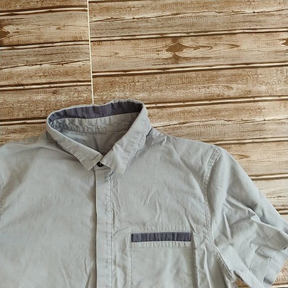 Lululemon Men's Short Sleeve Button Down Shirt Top Small Blue - Picture 2 of 7